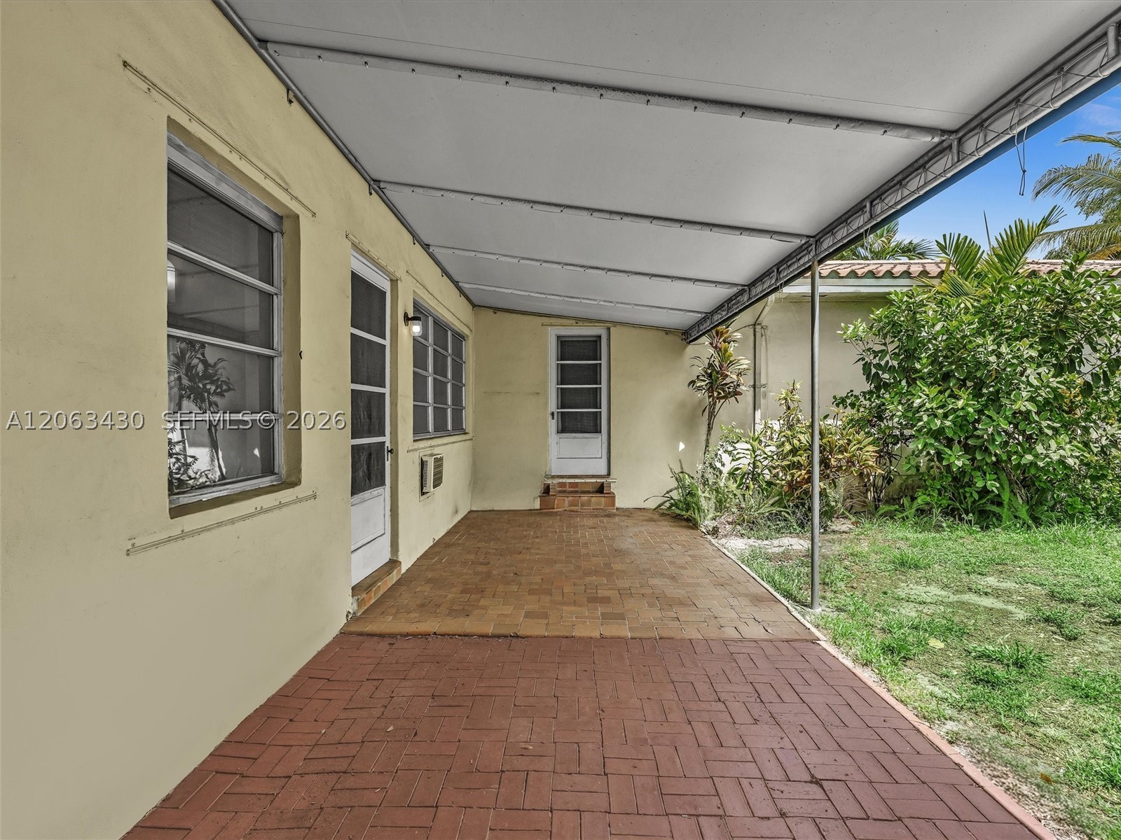 1228 SW 17th St, Miami FL 33145