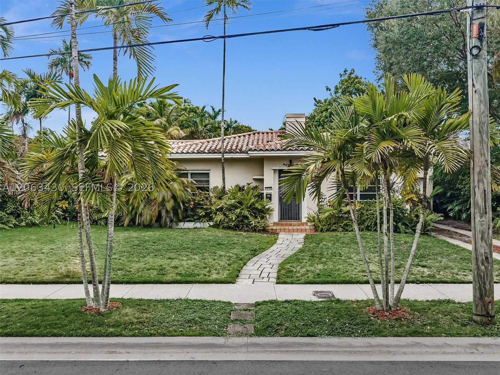 1228 SW 17th St, Miami FL 33145