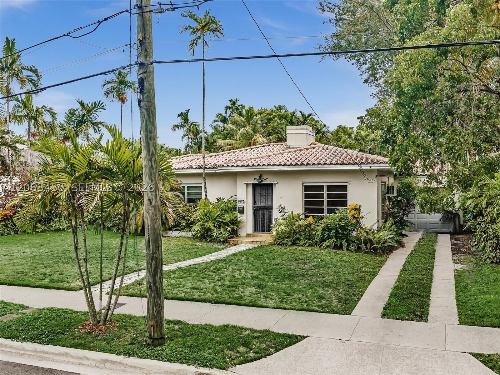 1228 SW 17th St, Miami FL 33145