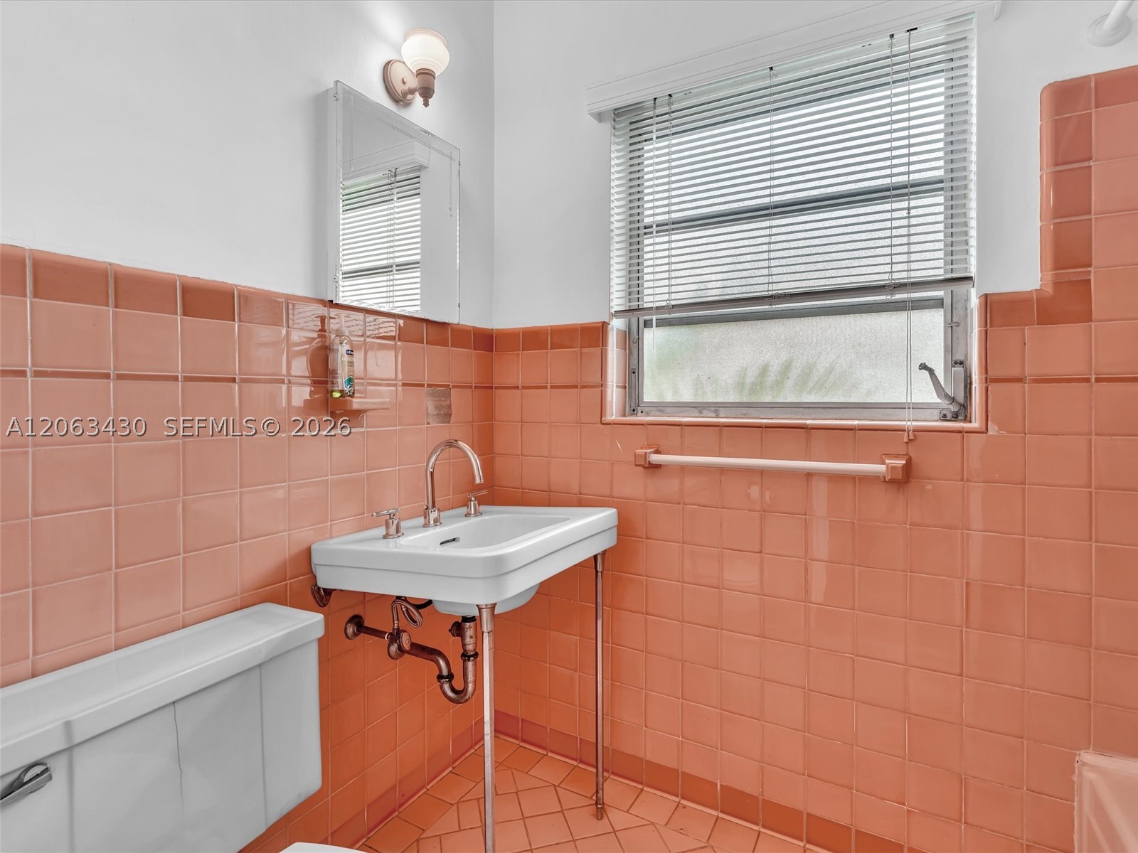 1228 SW 17th St, Miami FL 33145