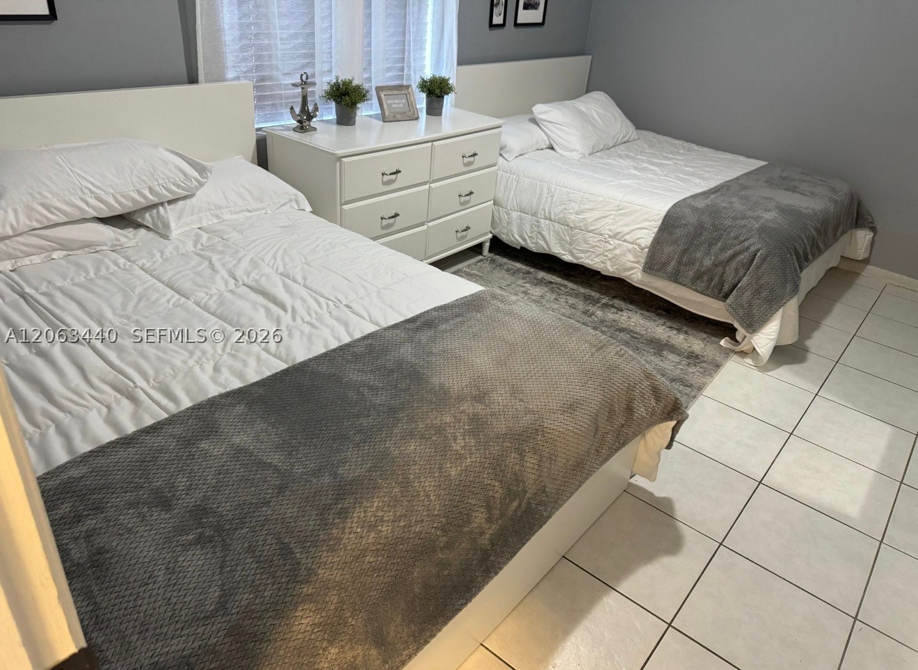 3868 NE 169th St #402, North Miami Beach FL 33160