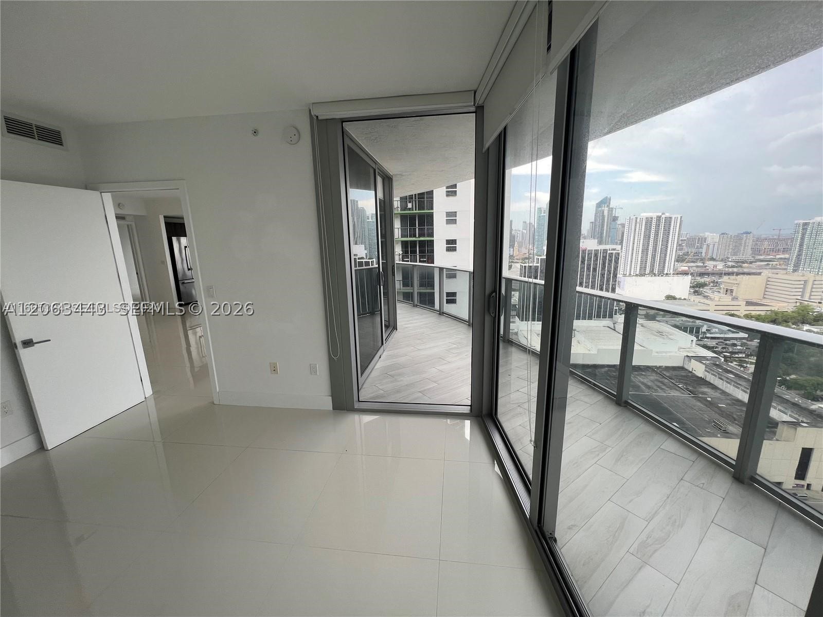 488 NE 18th St #3000, Miami FL 33132