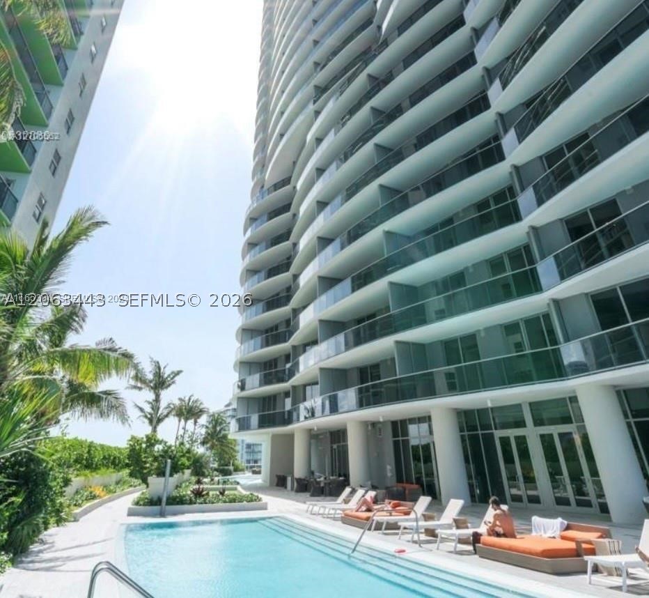 488 NE 18th St #3000, Miami FL 33132