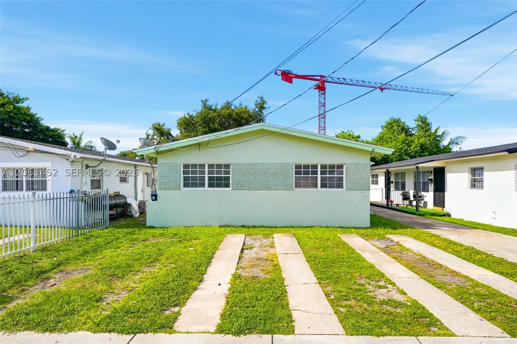 1172 NW 64th St #1172, Miami FL 33150