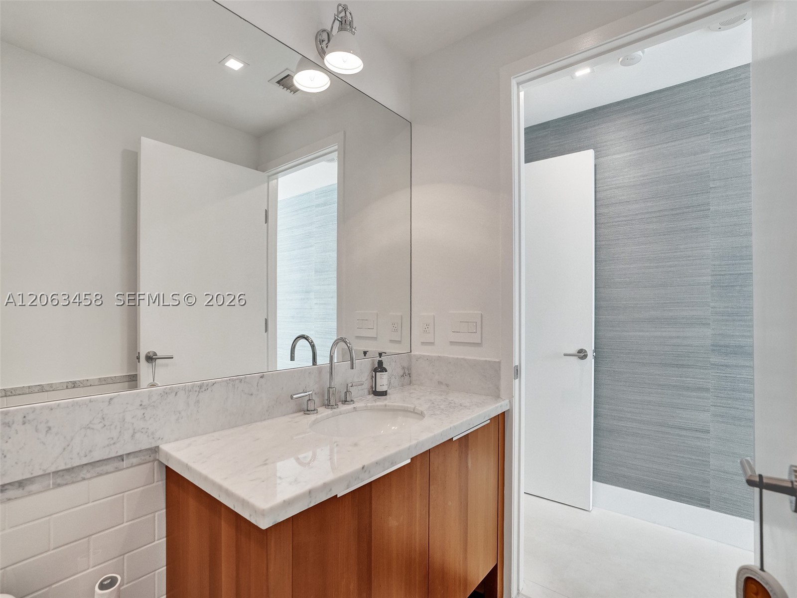6103 Aqua Ave #107, Miami Beach FL 33141