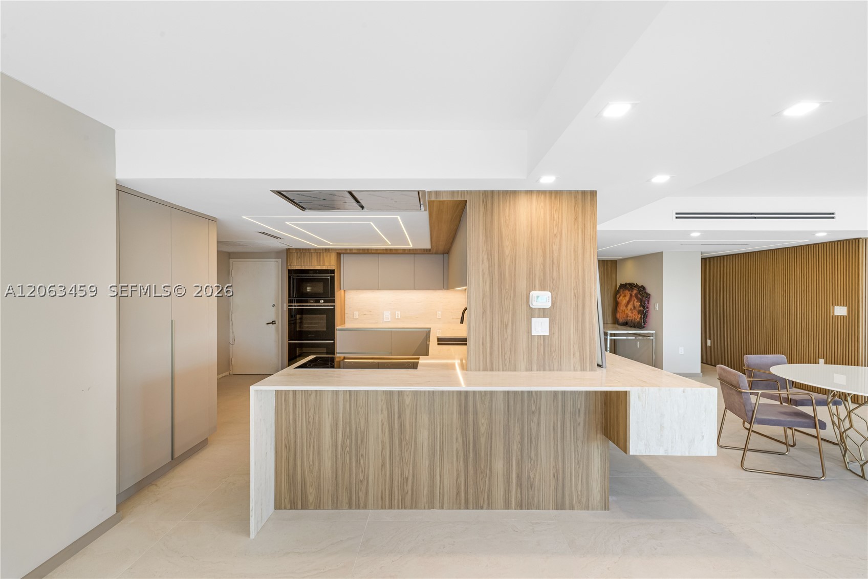 10155 Collins Ave #202, Bal Harbour FL 33154