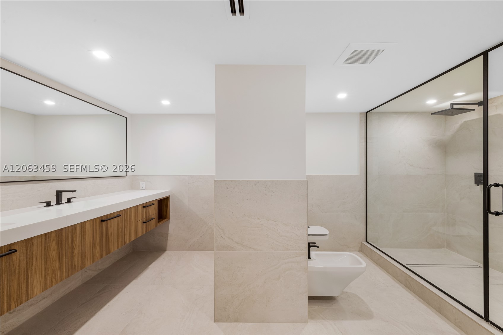 10155 Collins Ave #202, Bal Harbour FL 33154