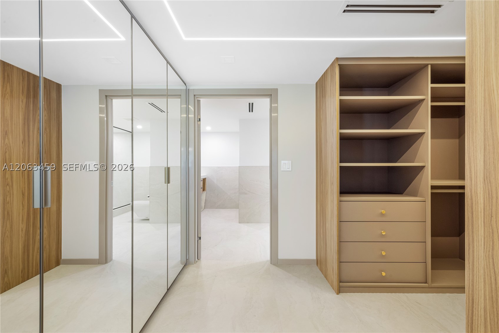 10155 Collins Ave #202, Bal Harbour FL 33154