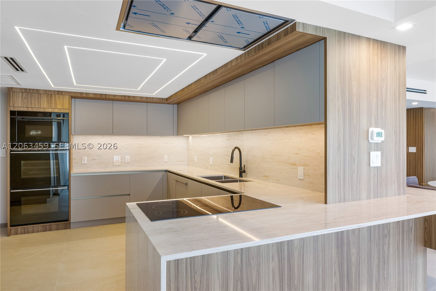 10155 Collins Ave #202, Bal Harbour FL 33154