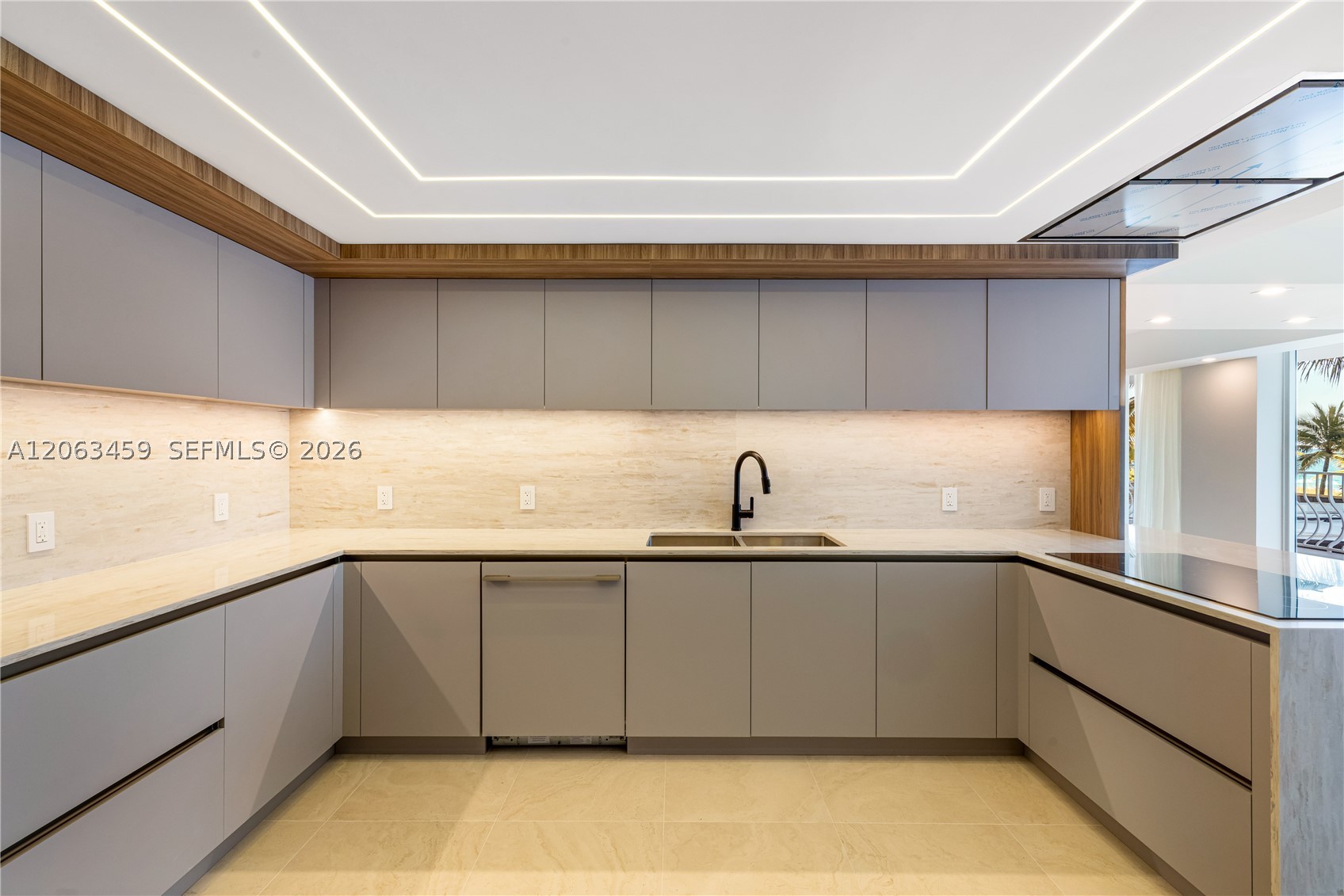 10155 Collins Ave #202, Bal Harbour FL 33154