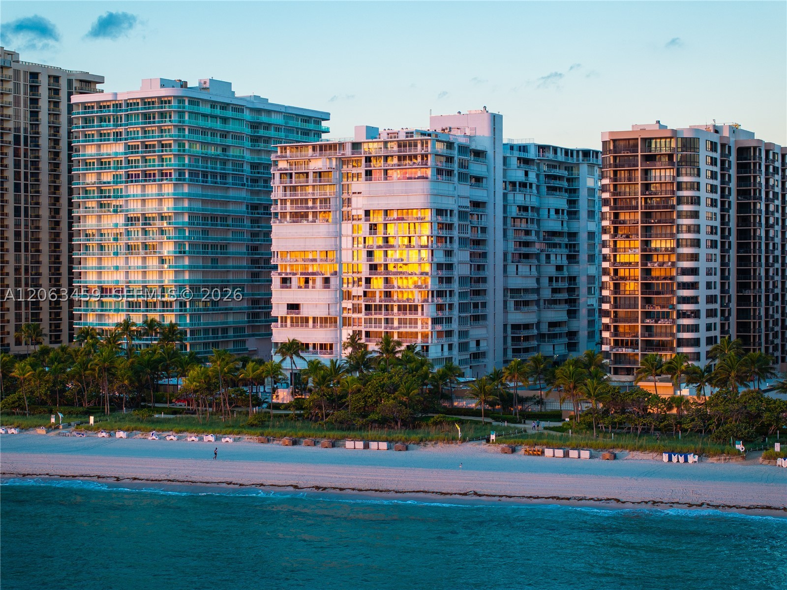 10155 Collins Ave #202, Bal Harbour FL 33154
