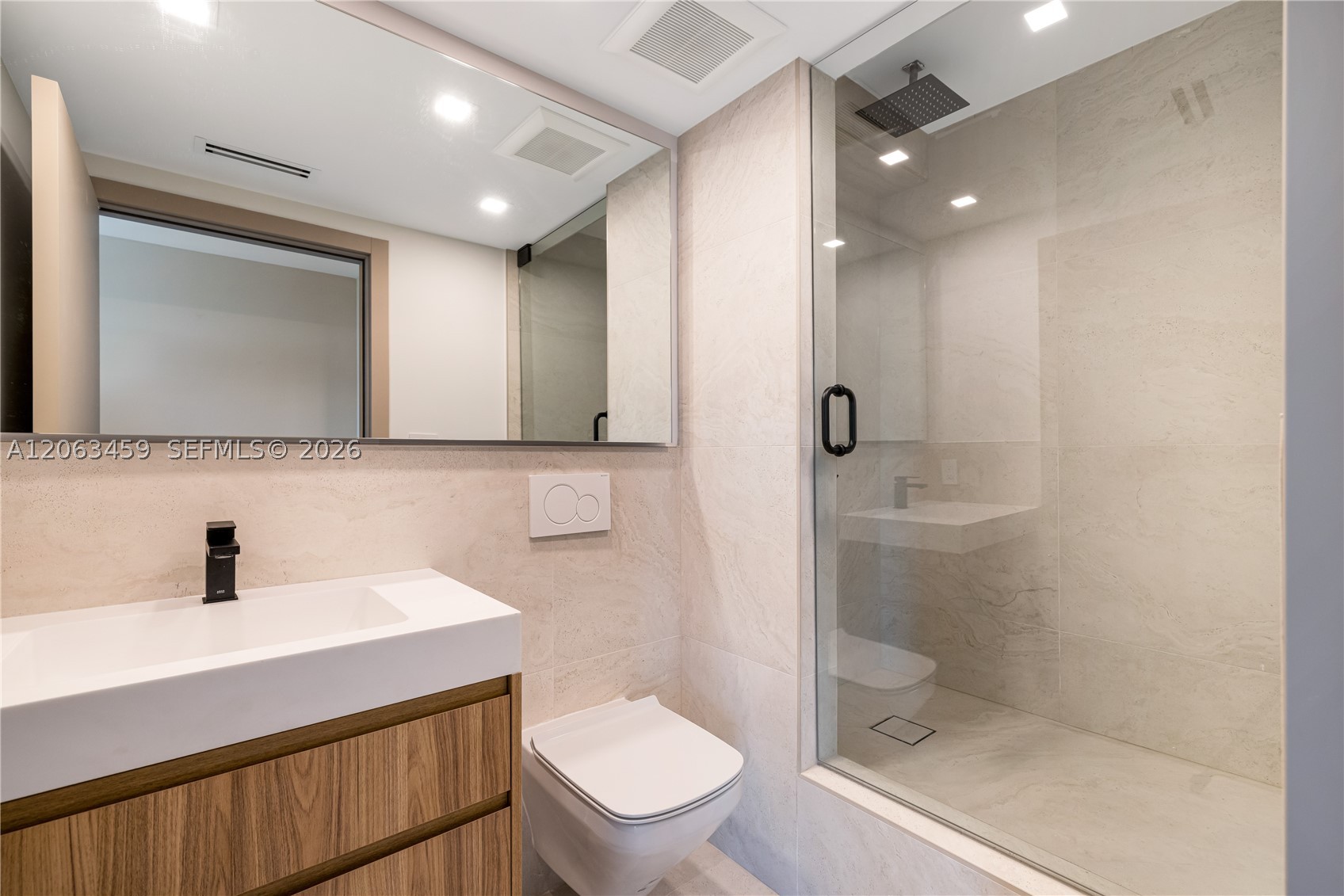10155 Collins Ave #202, Bal Harbour FL 33154