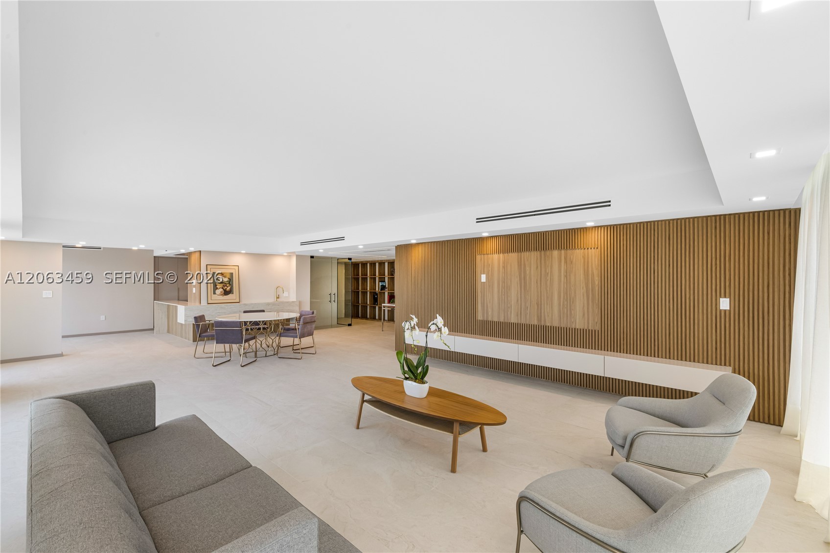 10155 Collins Ave #202, Bal Harbour FL 33154