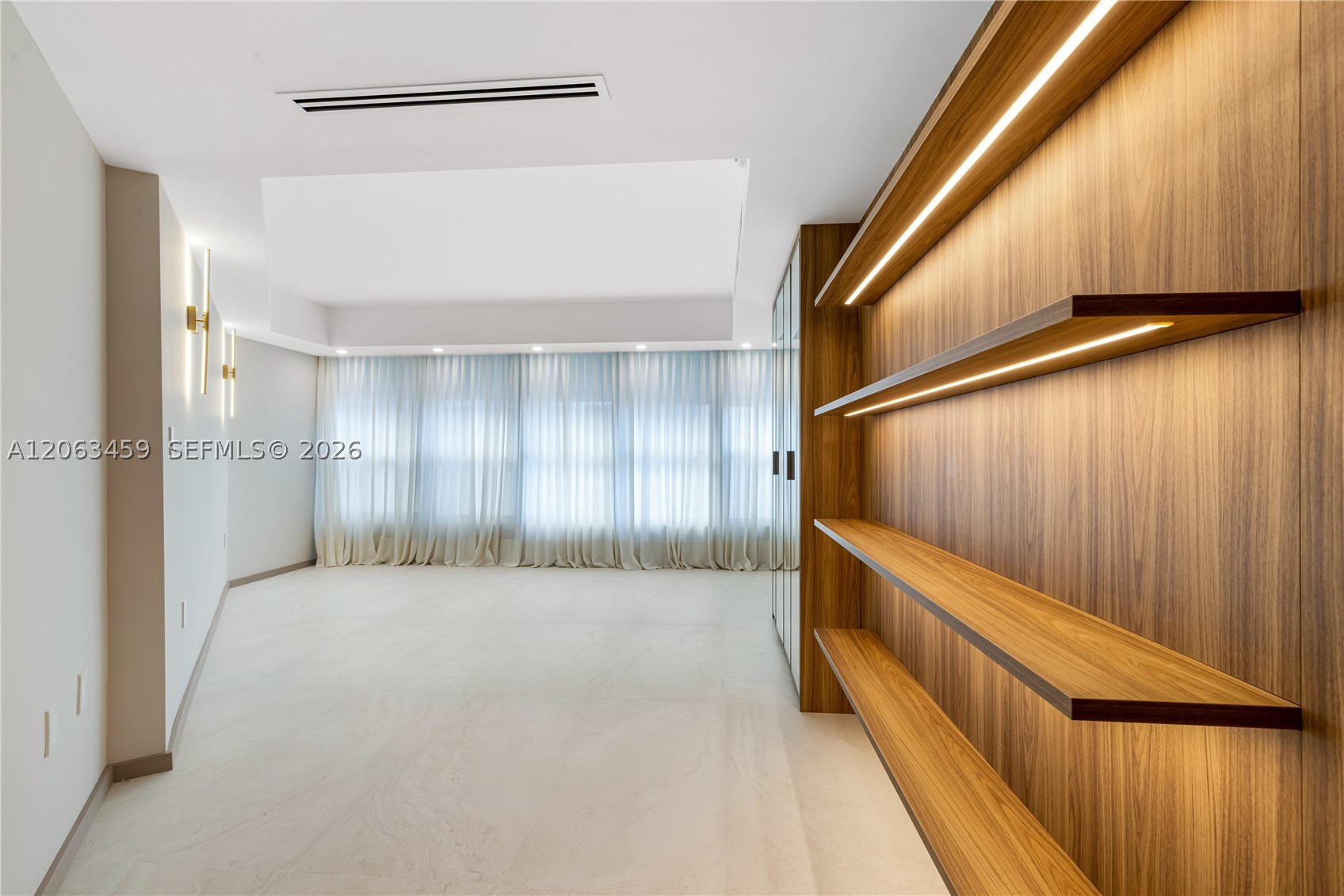 10155 Collins Ave #202, Bal Harbour FL 33154