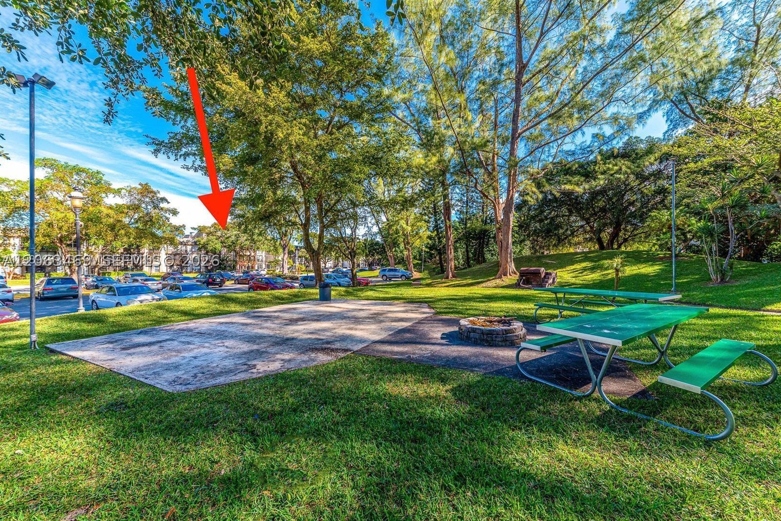 3760 Inverrary Dr #2P, Lauderhill FL 33319