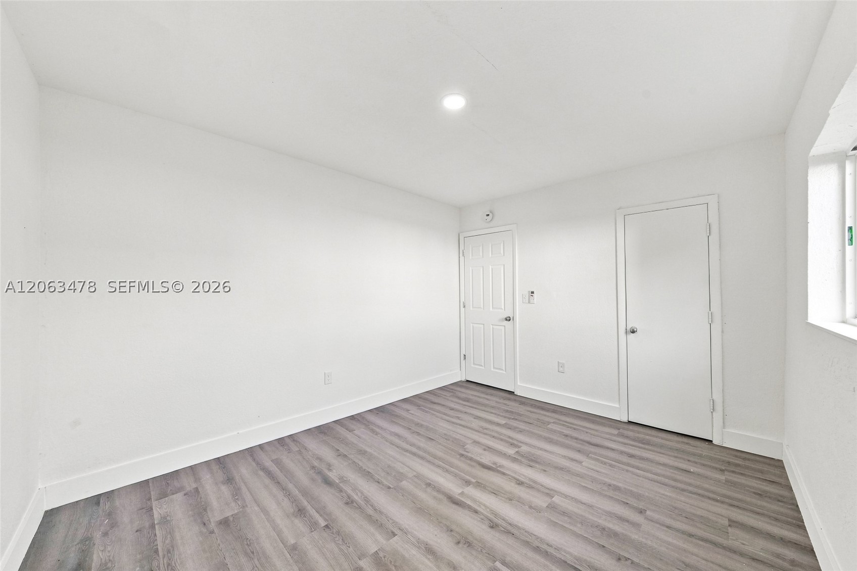 925 NW 69th St #2, Miami FL 33150