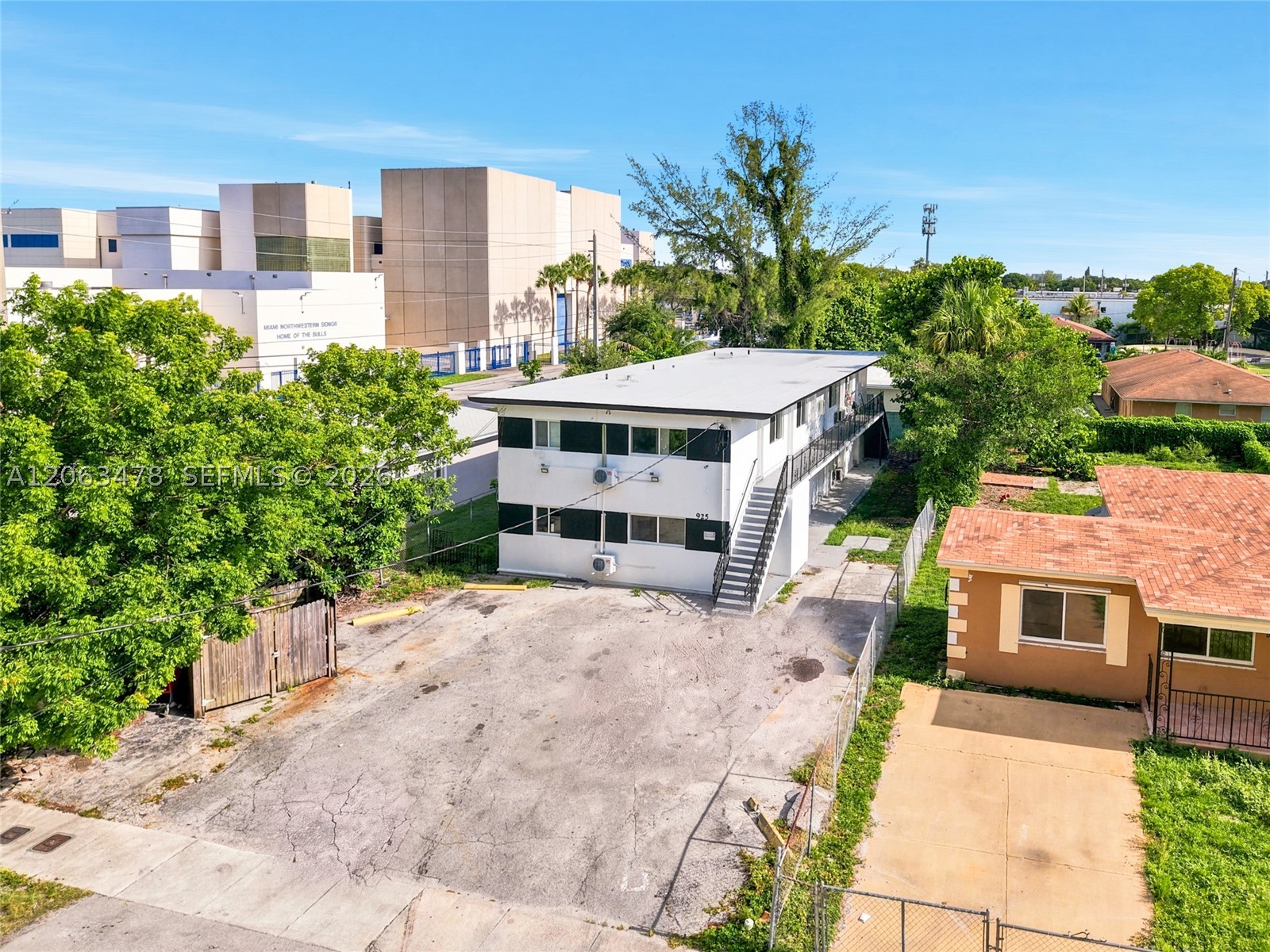 925 NW 69th St #2, Miami FL 33150