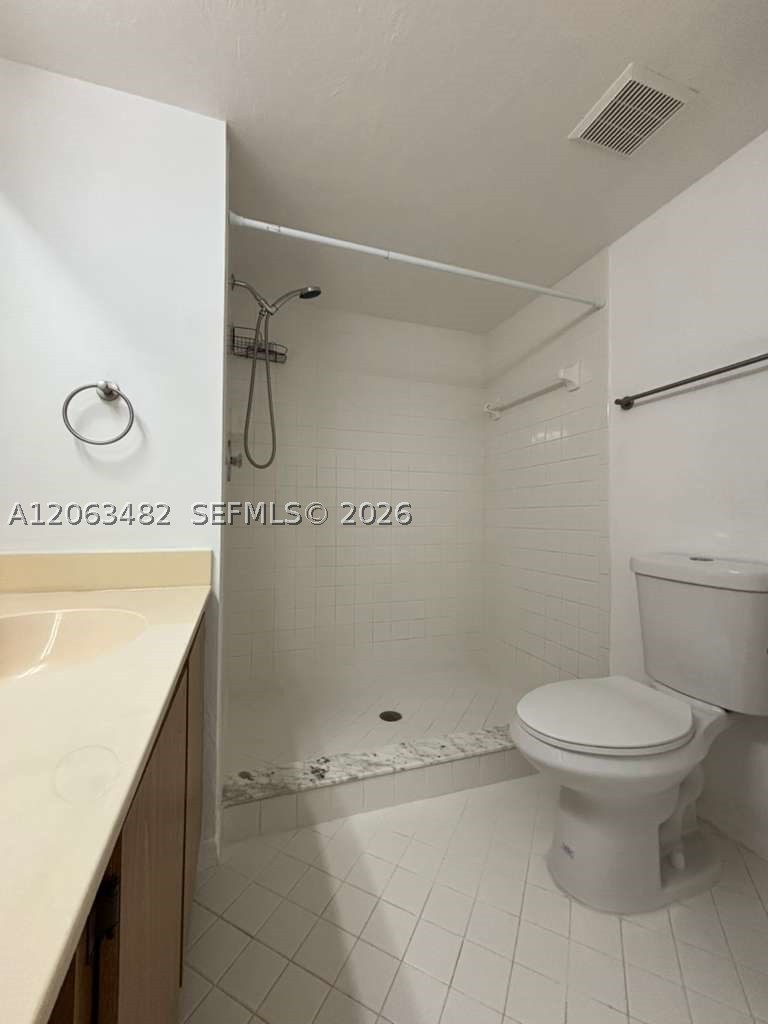 1005 Palm Beach Trace Dr #1005, Royal Palm Beach FL 33411