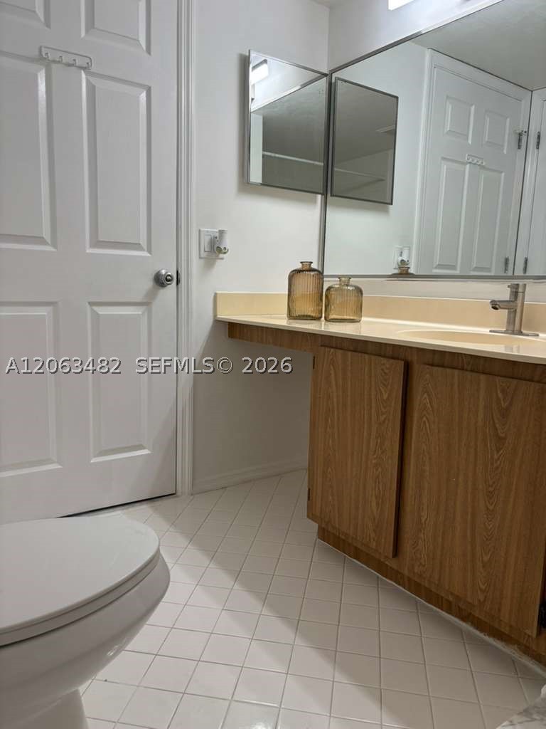 1005 Palm Beach Trace Dr #1005, Royal Palm Beach FL 33411