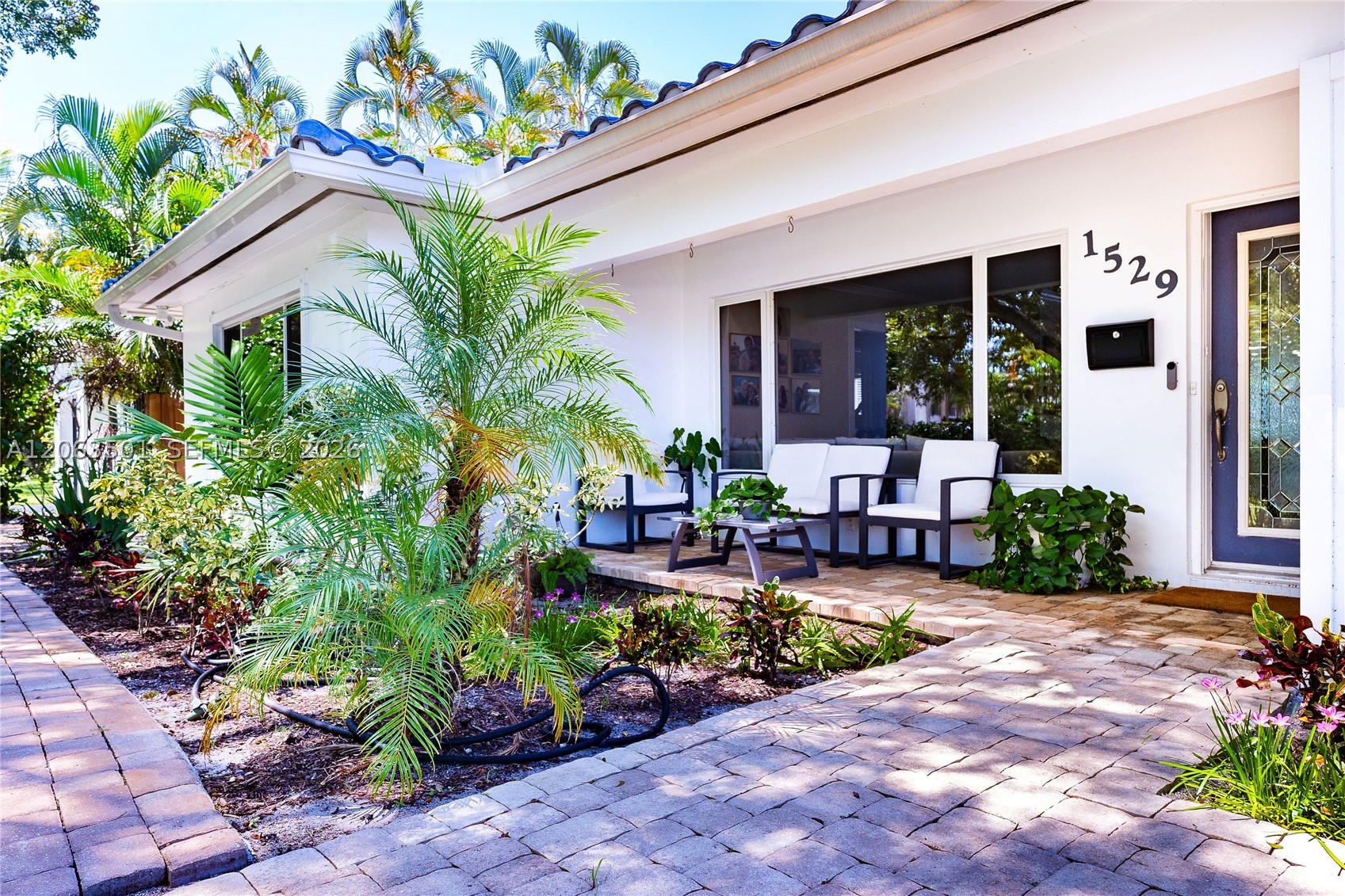 1529 Bayview Dr, Fort Lauderdale FL 33304