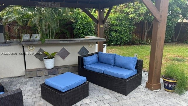 1529 Bayview Dr, Fort Lauderdale FL 33304