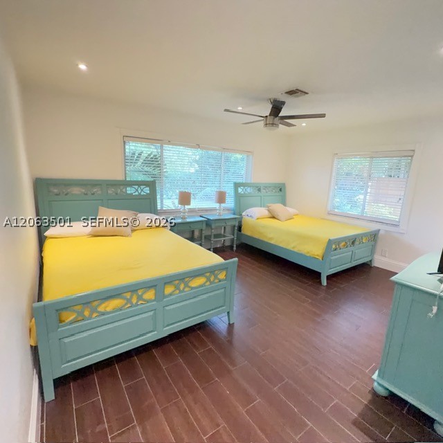 1529 Bayview Dr, Fort Lauderdale FL 33304