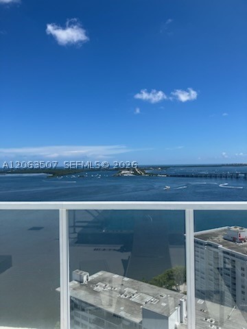 218 SE 14th St #2004, Miami FL 33131