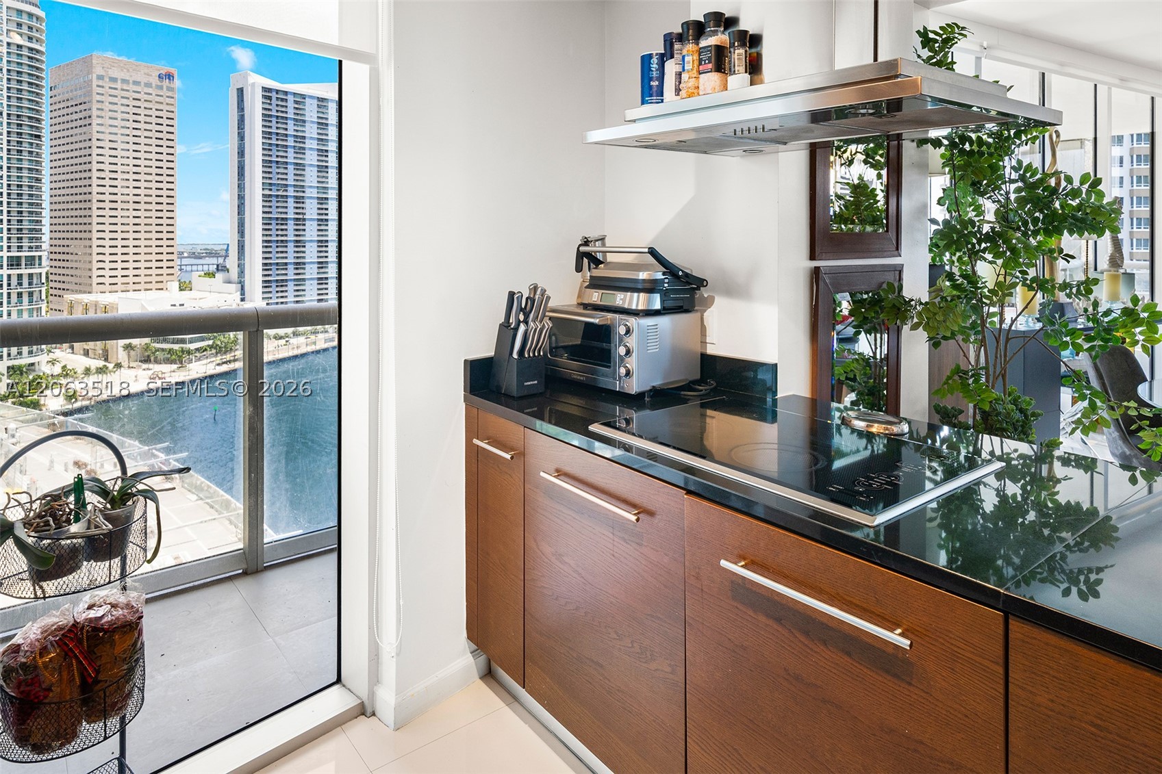 495 Brickell Ave #1802, Miami FL 33131