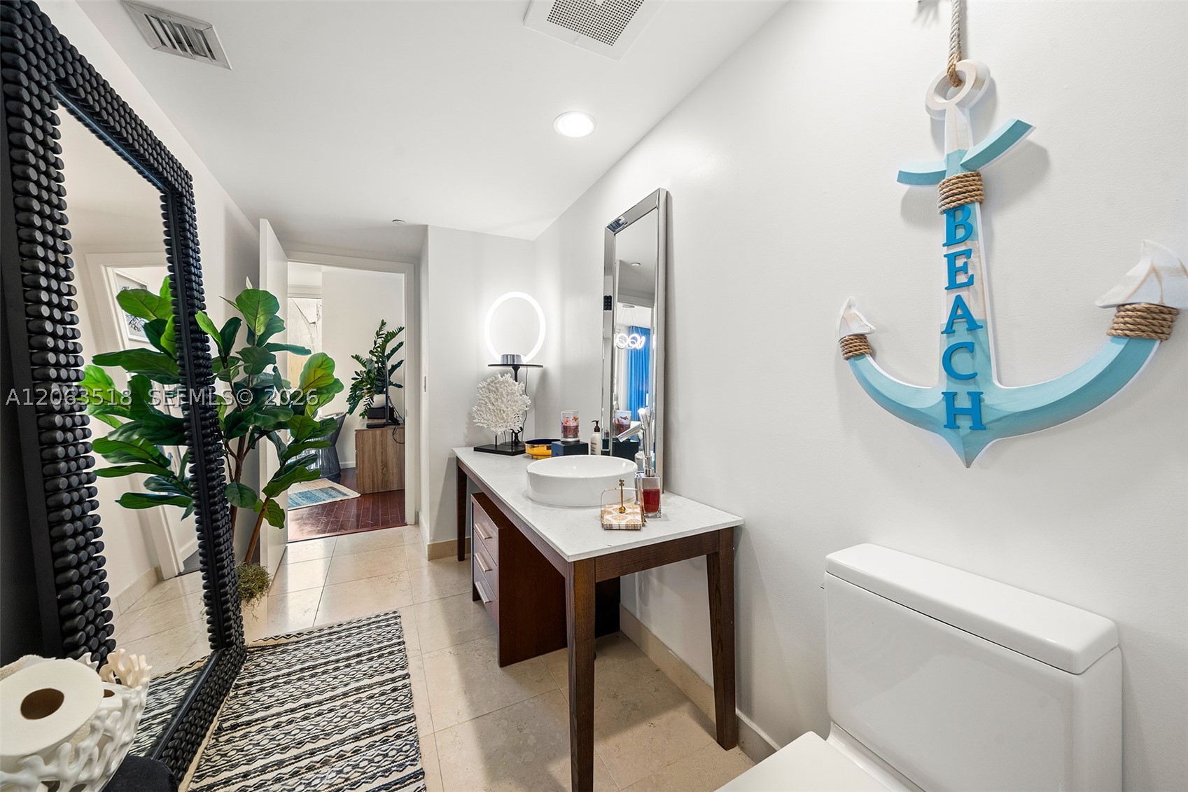 495 Brickell Ave #1802, Miami FL 33131