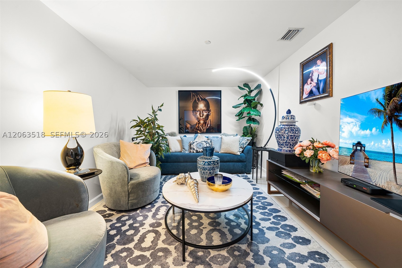 495 Brickell Ave #1802, Miami FL 33131