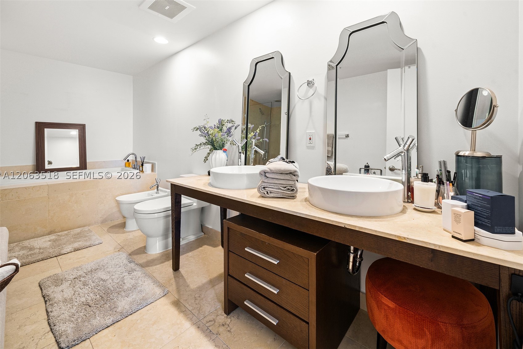 495 Brickell Ave #1802, Miami FL 33131