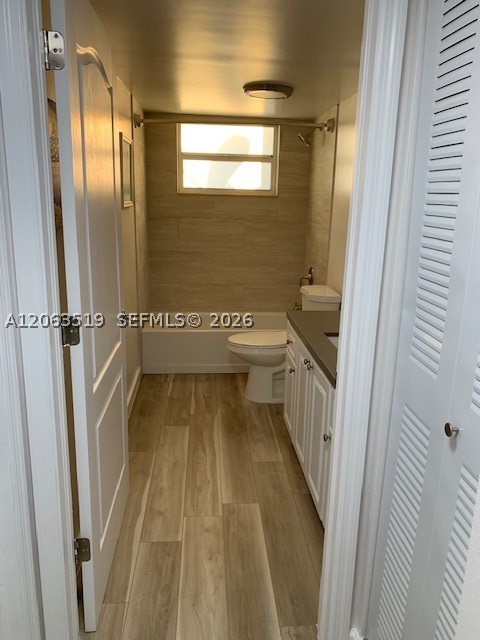 5839 SW 74th Ter #201, South Miami FL 33143
