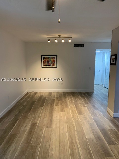 5839 SW 74th Ter #201, South Miami FL 33143