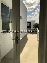 10125 NW 75 terr, Miami FL 33178