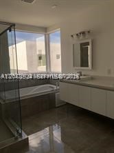10125 NW 75 terr, Miami FL 33178