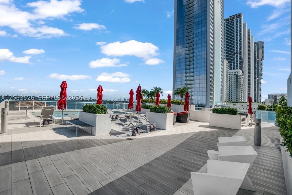 601 NE 27th St #1505, Miami FL 33137