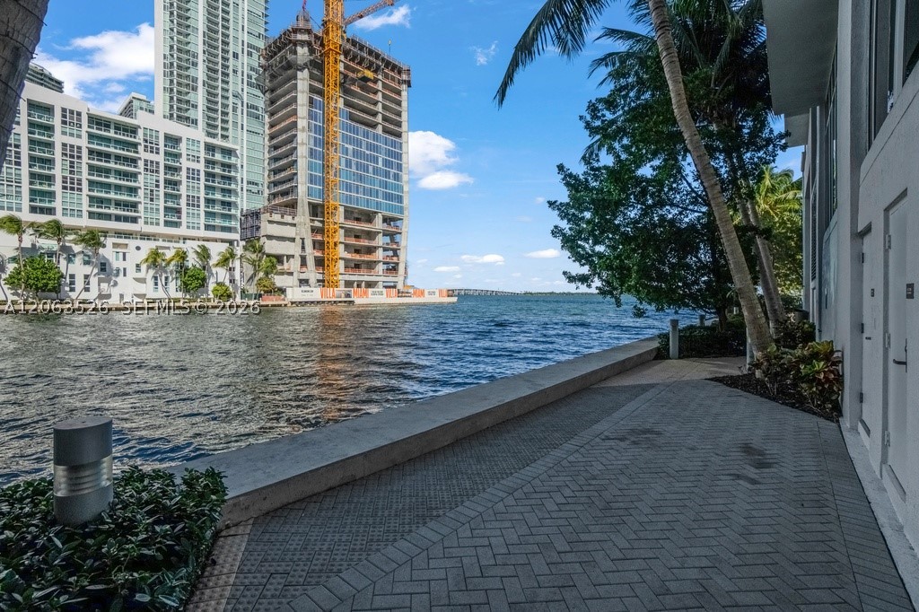 601 NE 27th St #1505, Miami FL 33137