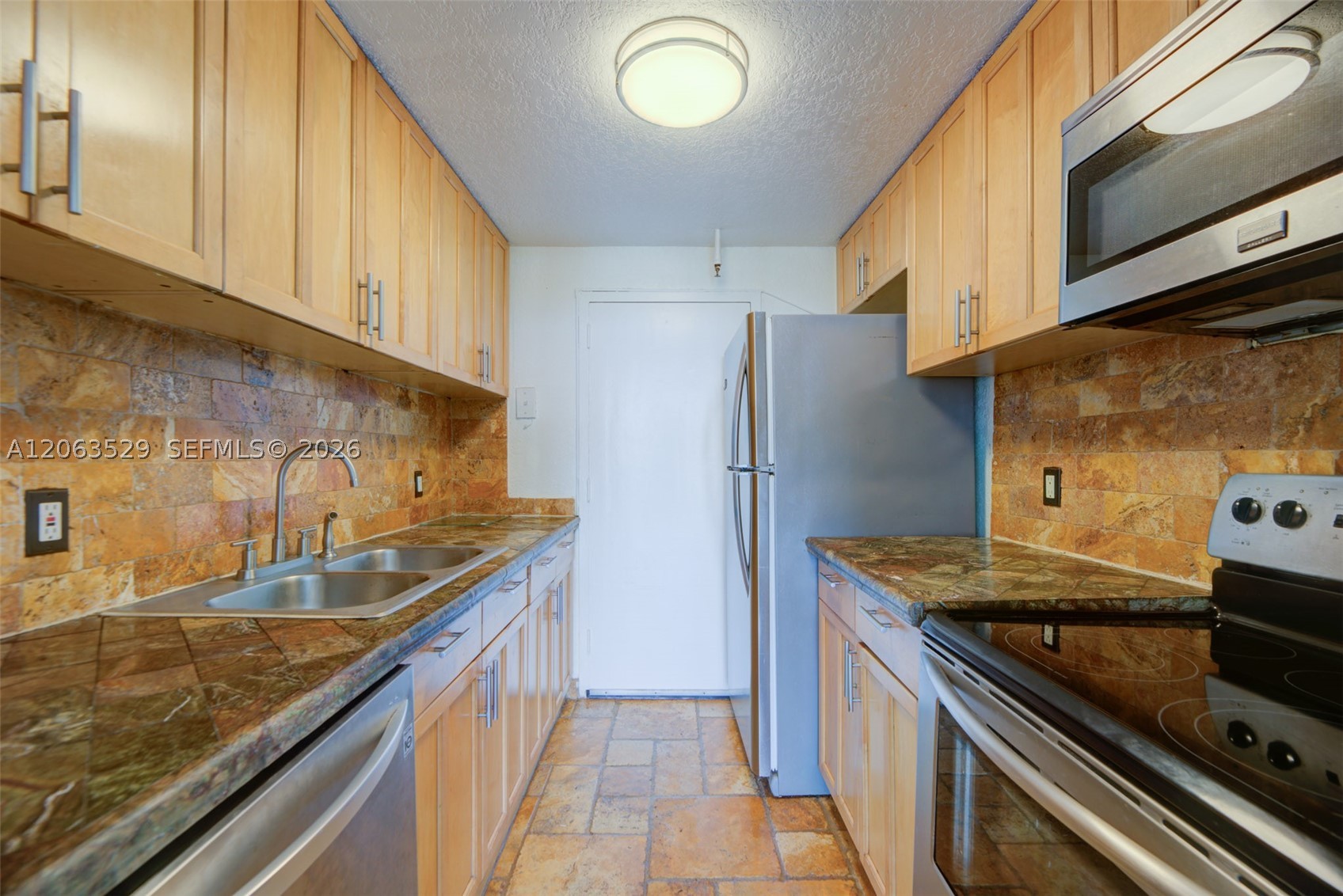 2350 NE 135th St #1503, North Miami FL 33181