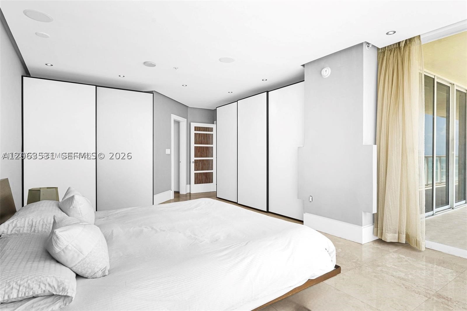 16699 Collins Ave #1103 / 2 Parking 4 Sale, Sunny Isles Beach FL 33160