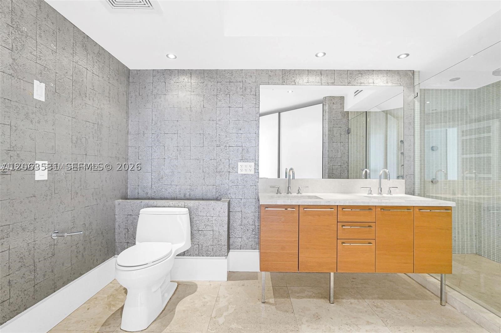 16699 Collins Ave #1103 / 2 Parking 4 Sale, Sunny Isles Beach FL 33160