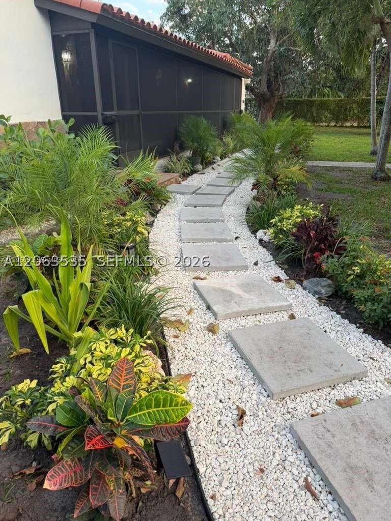 11201 NE 10th Ave #11203, Biscayne Park FL 33161