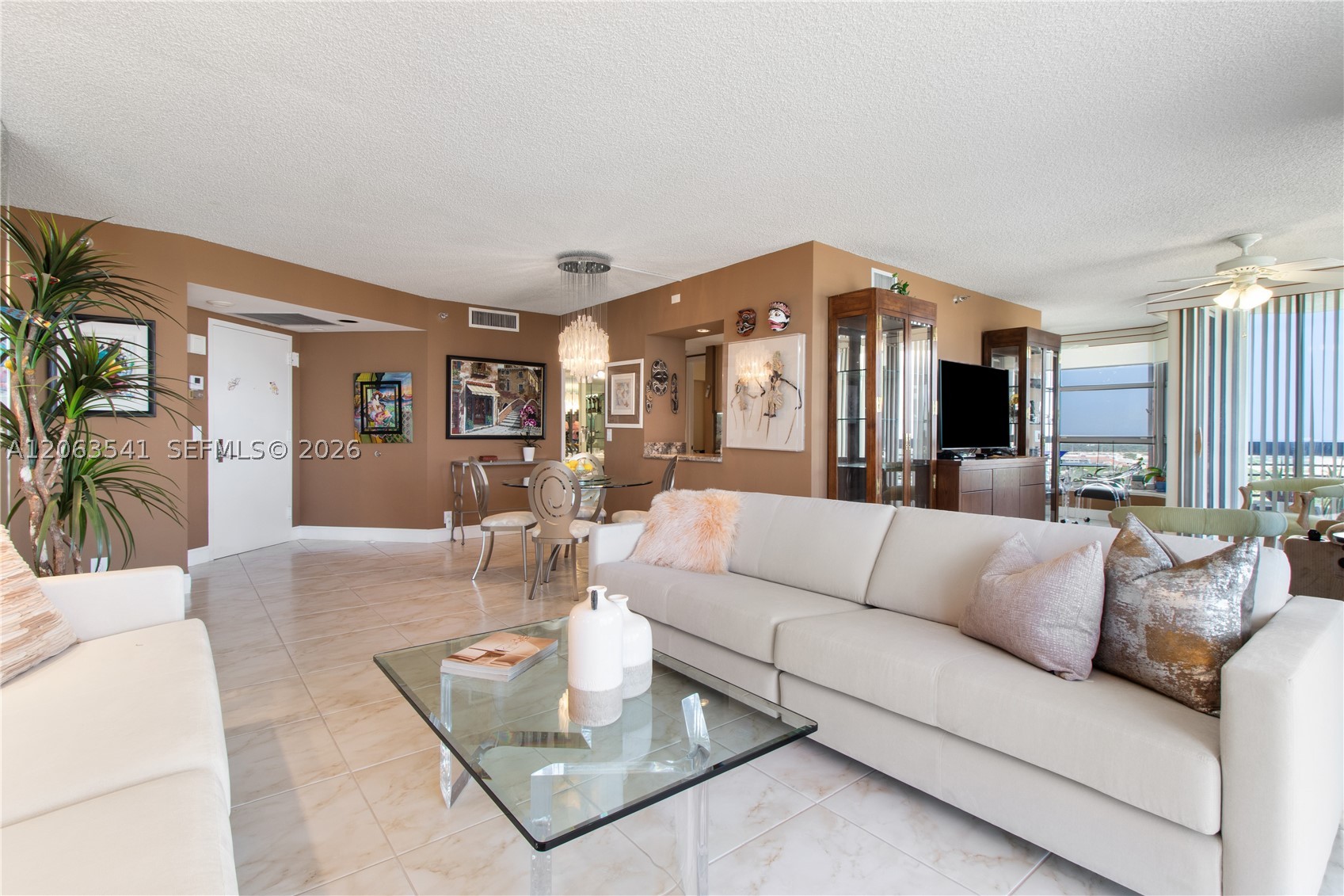 3500 Mystic Pointe Dr #2204, Aventura FL 33180