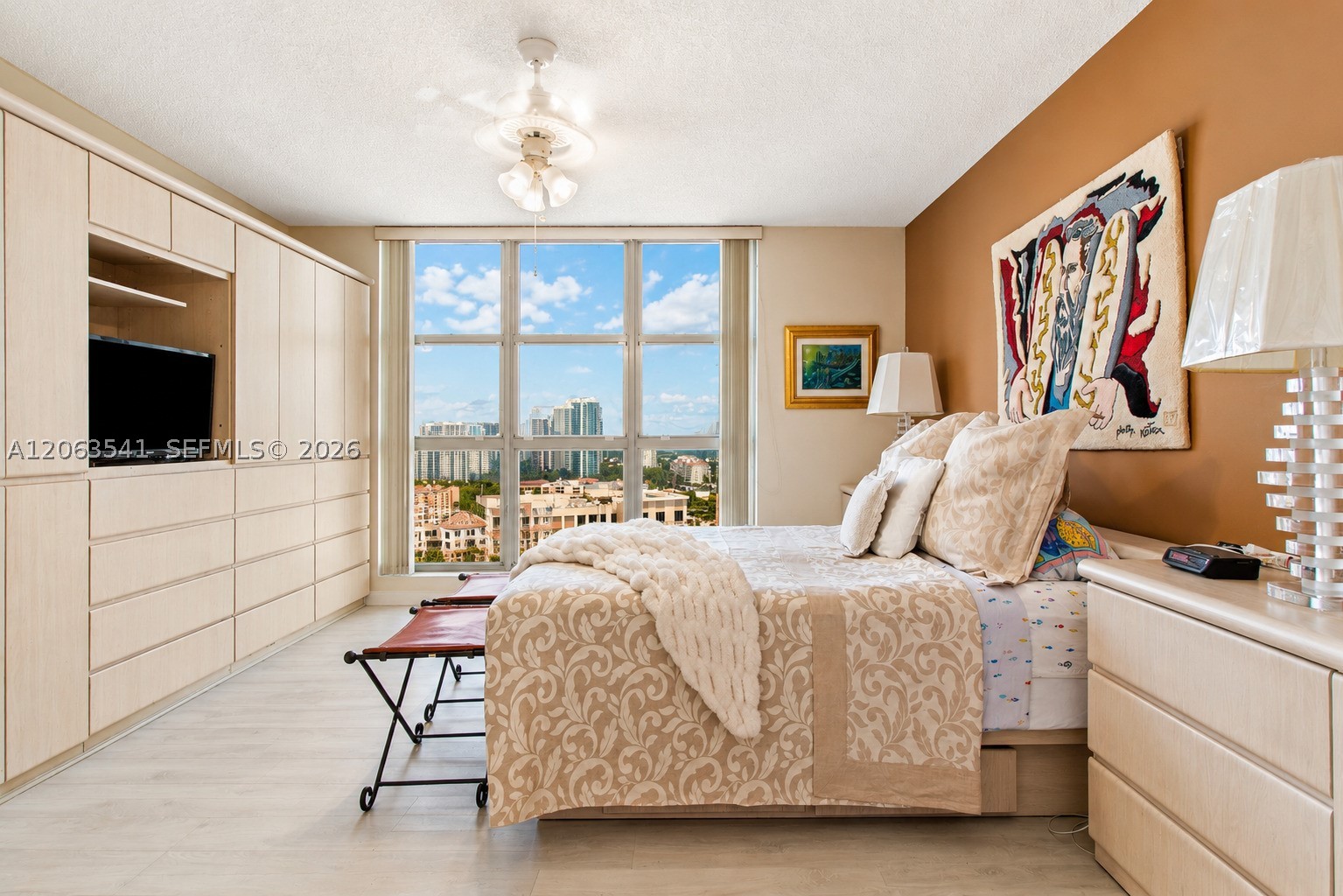 3500 Mystic Pointe Dr #2204, Aventura FL 33180