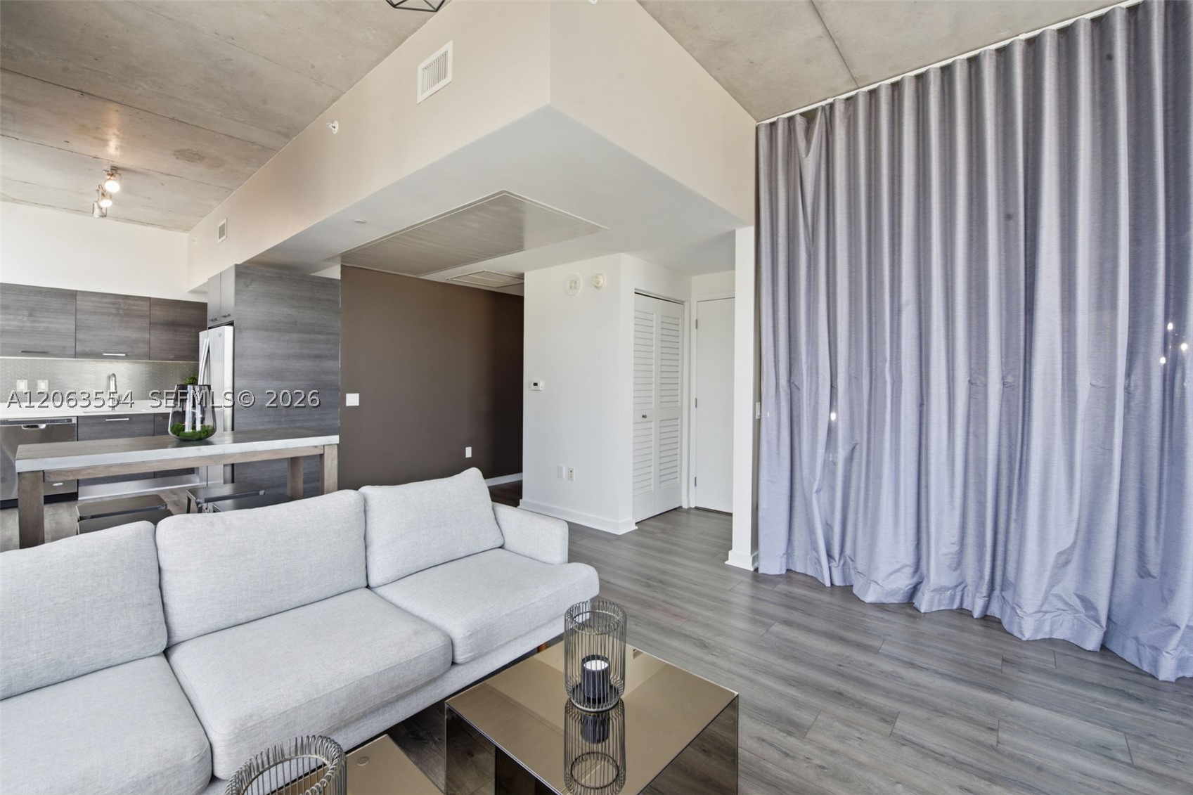 151 SE 1st St #1910, Miami FL 33131