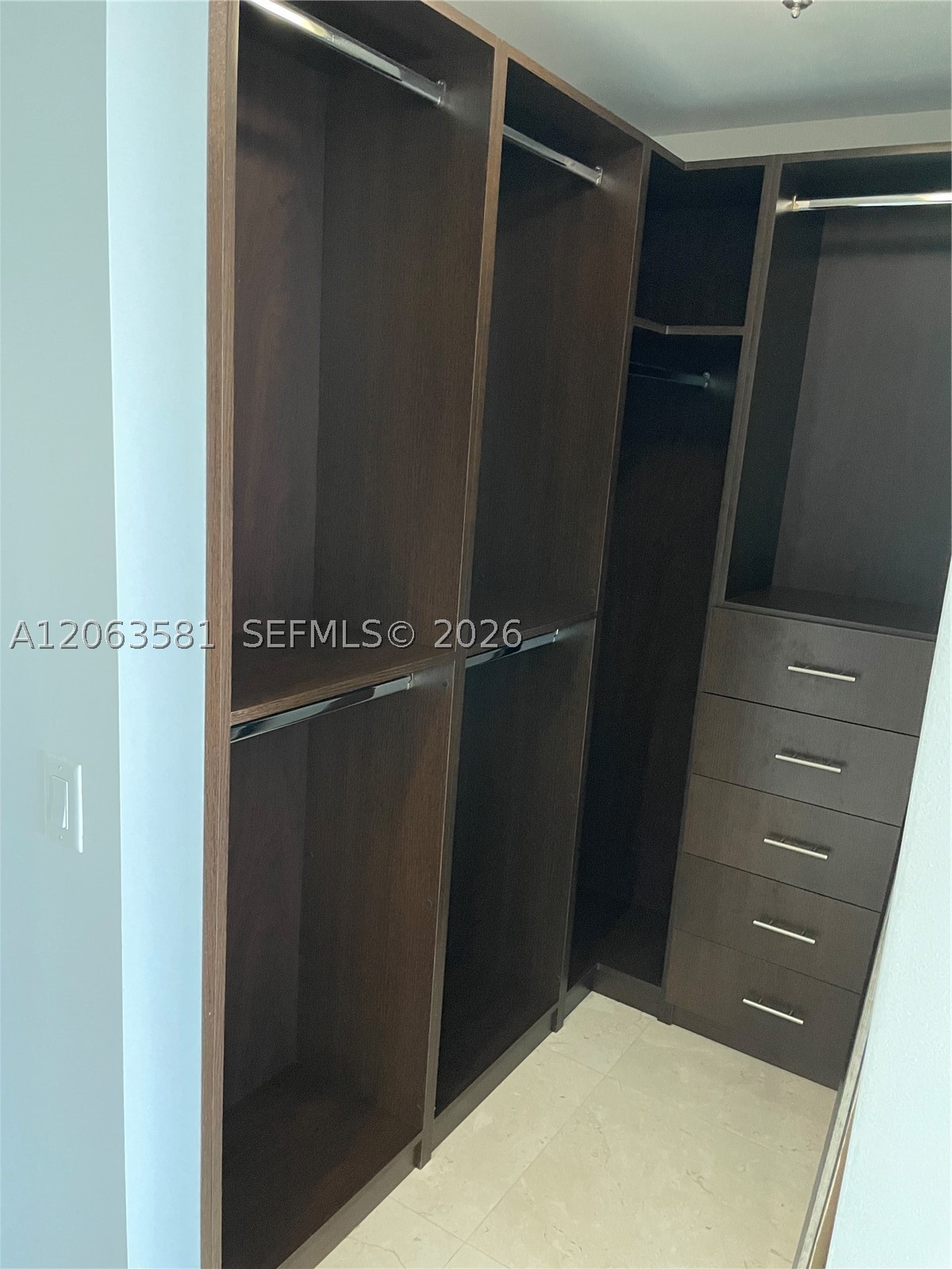 1300 Brickell Bay Dr #3204, Miami FL 33131