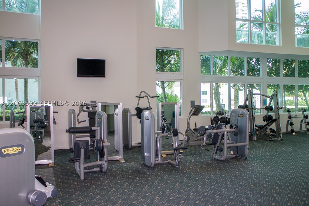 1900 N Bayshore Dr #3919, Miami FL 33132