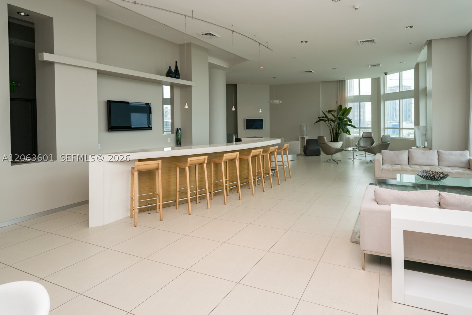 1900 N Bayshore Dr #3917, Miami FL 33132