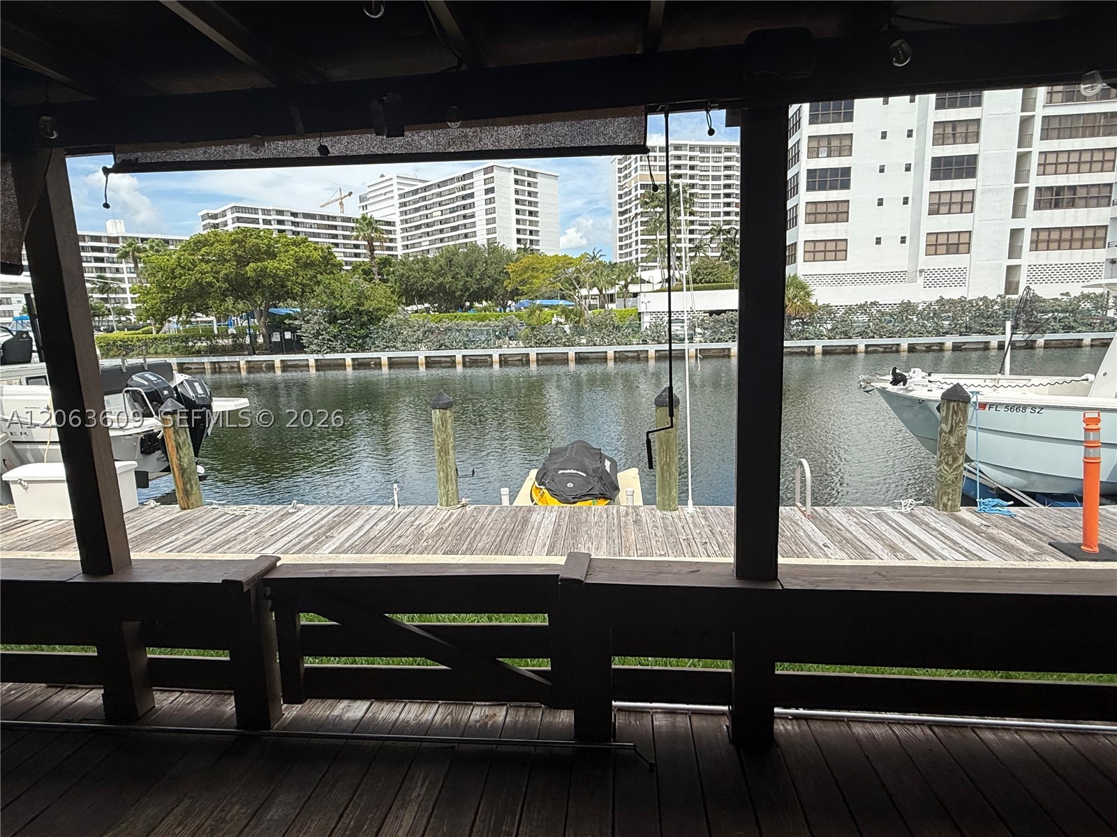 2645 S Parkview Dr #2645, Hallandale Beach FL 33009