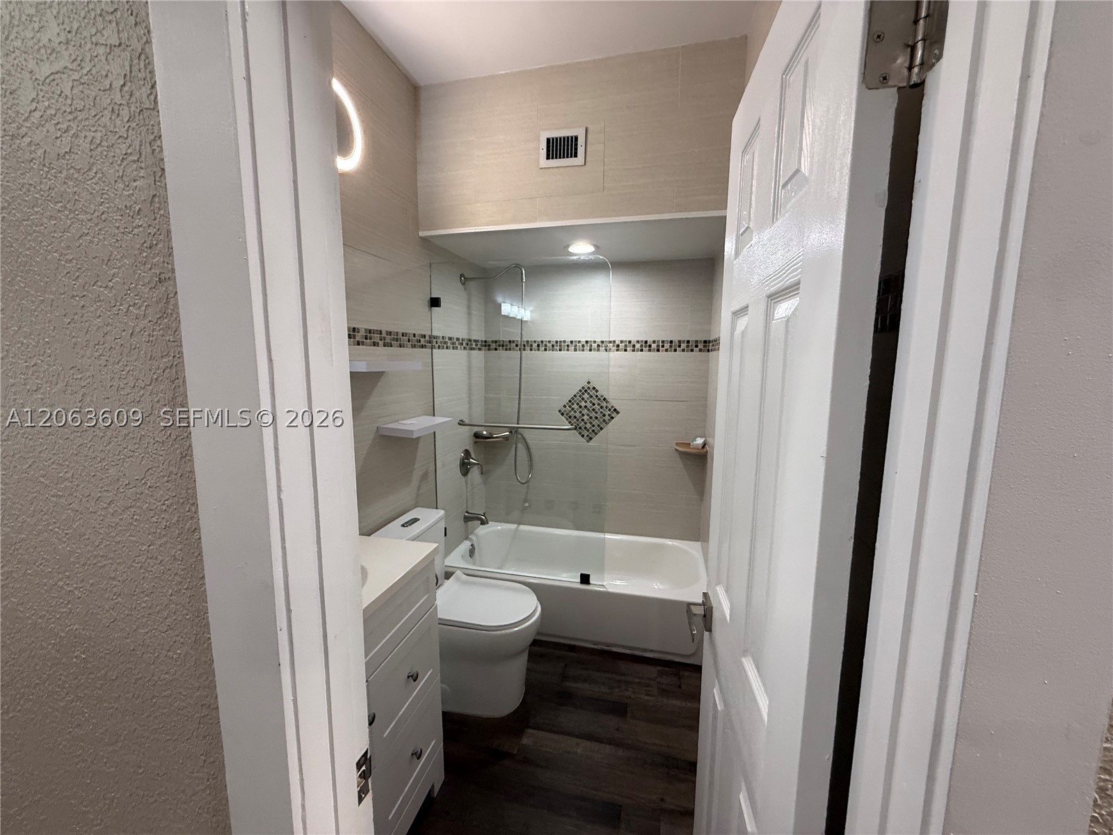 2645 S Parkview Dr #2645, Hallandale Beach FL 33009
