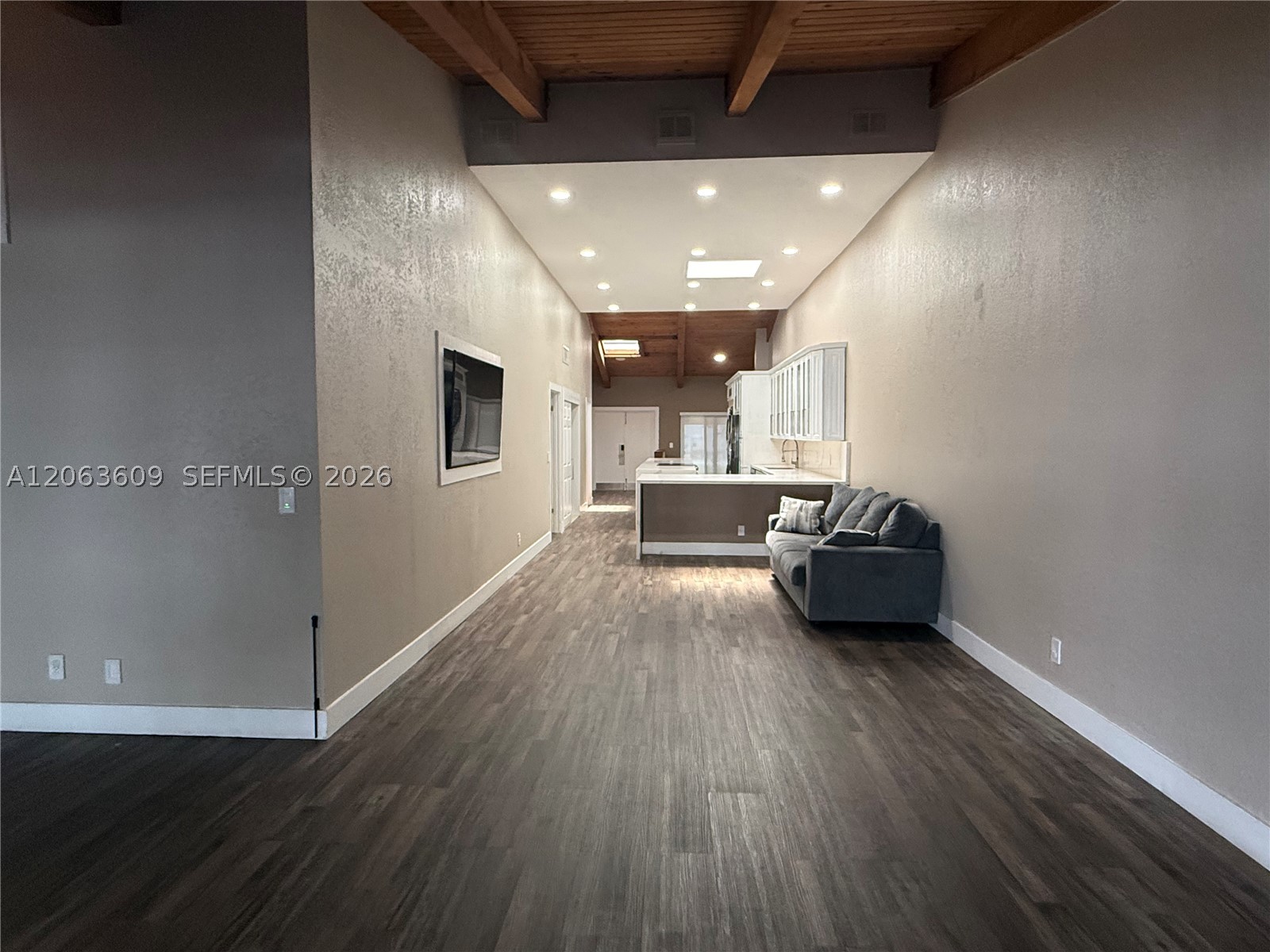 2645 S Parkview Dr #2645, Hallandale Beach FL 33009